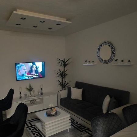 Apartman Rex Svinisce Eksteriør bilde